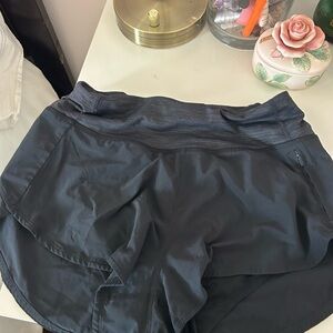 Outdoor voices shorts